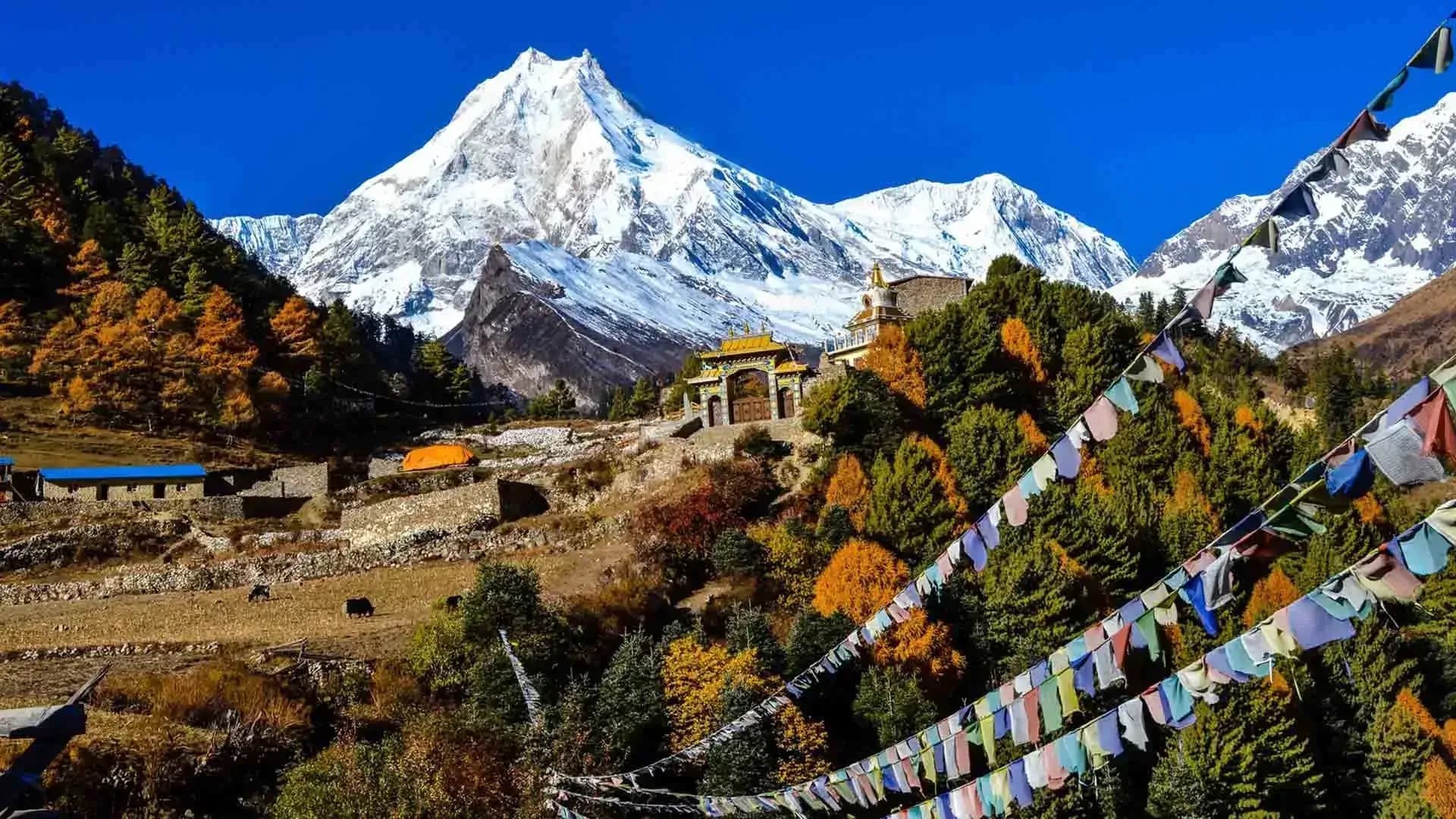 Best time for Manaslu Circuit Trek